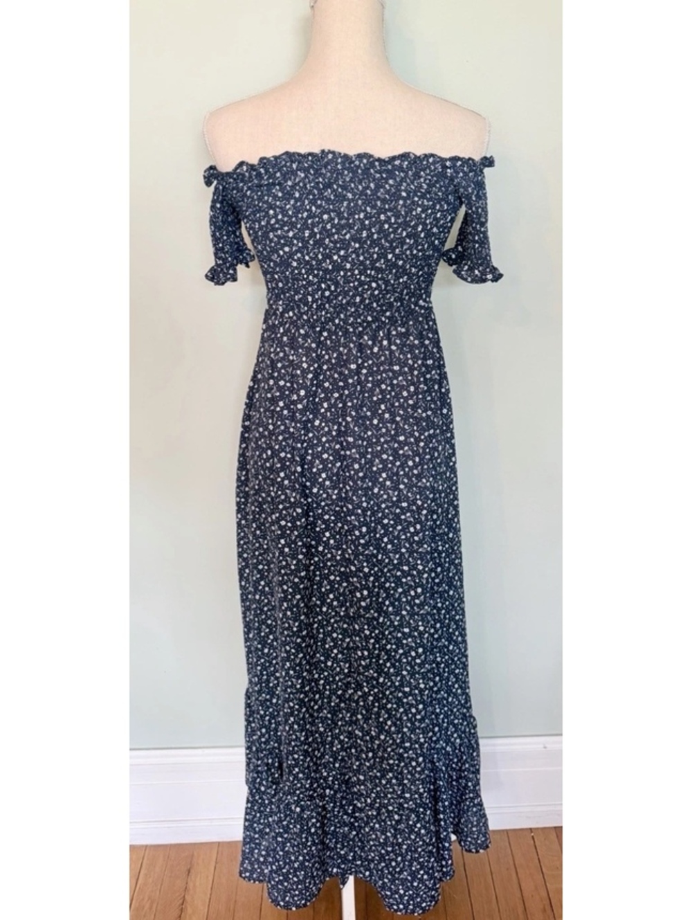 Darkgreen MiAmi MediumFlora Ruffle Slit Off Shoulder Sleeve Ruched